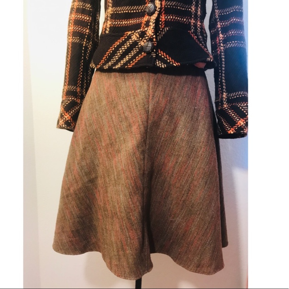 Skirt with lining ( small-Medium )